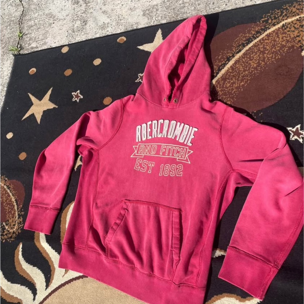 Abercrombie & Fitch Men's Red Pullover Hoodie